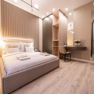 Karoly Boutique Suites, Location By Bqa Szálloda